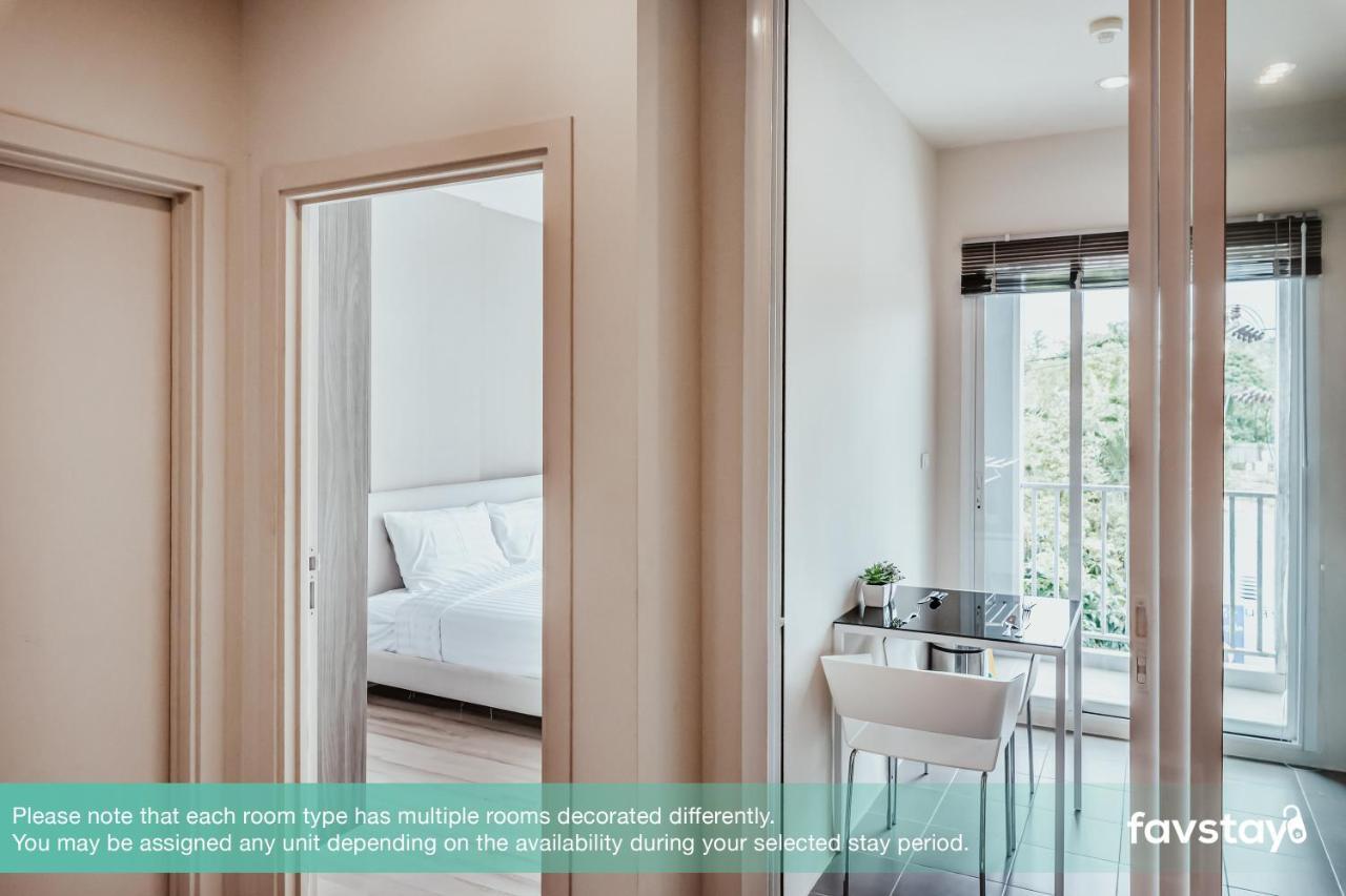Favstay - The Base Downtown Phuket Bagian luar foto