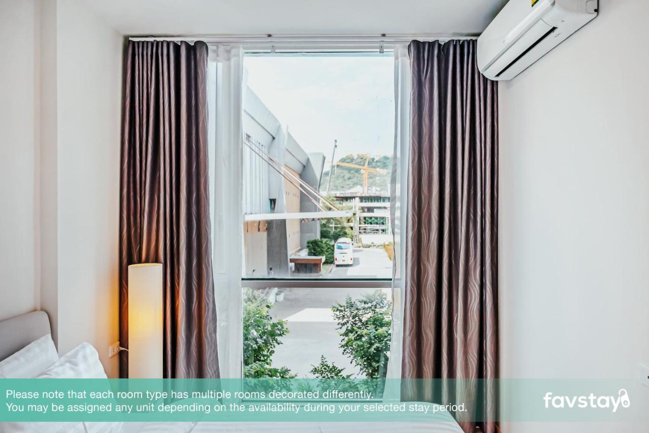Favstay - The Base Downtown Phuket Bagian luar foto