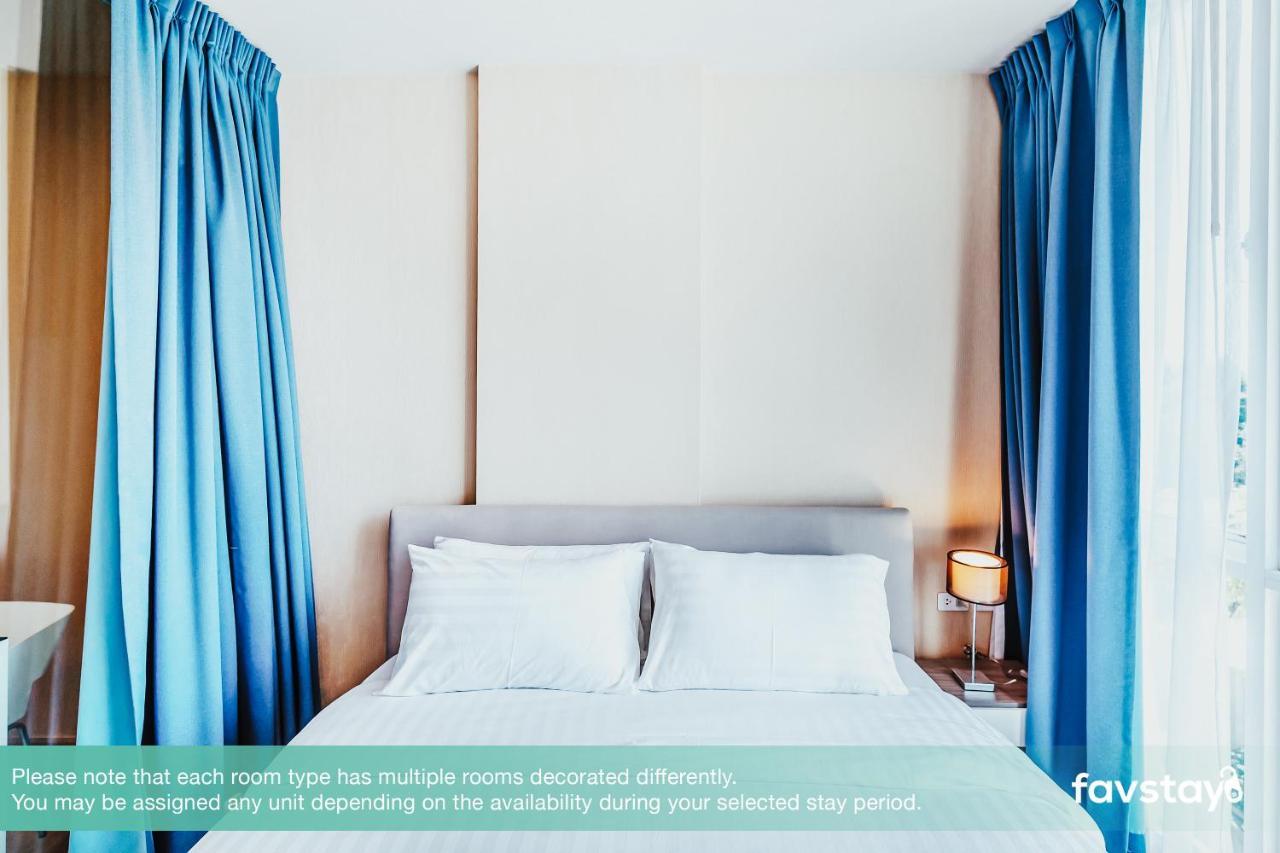 Favstay - The Base Downtown Phuket Bagian luar foto